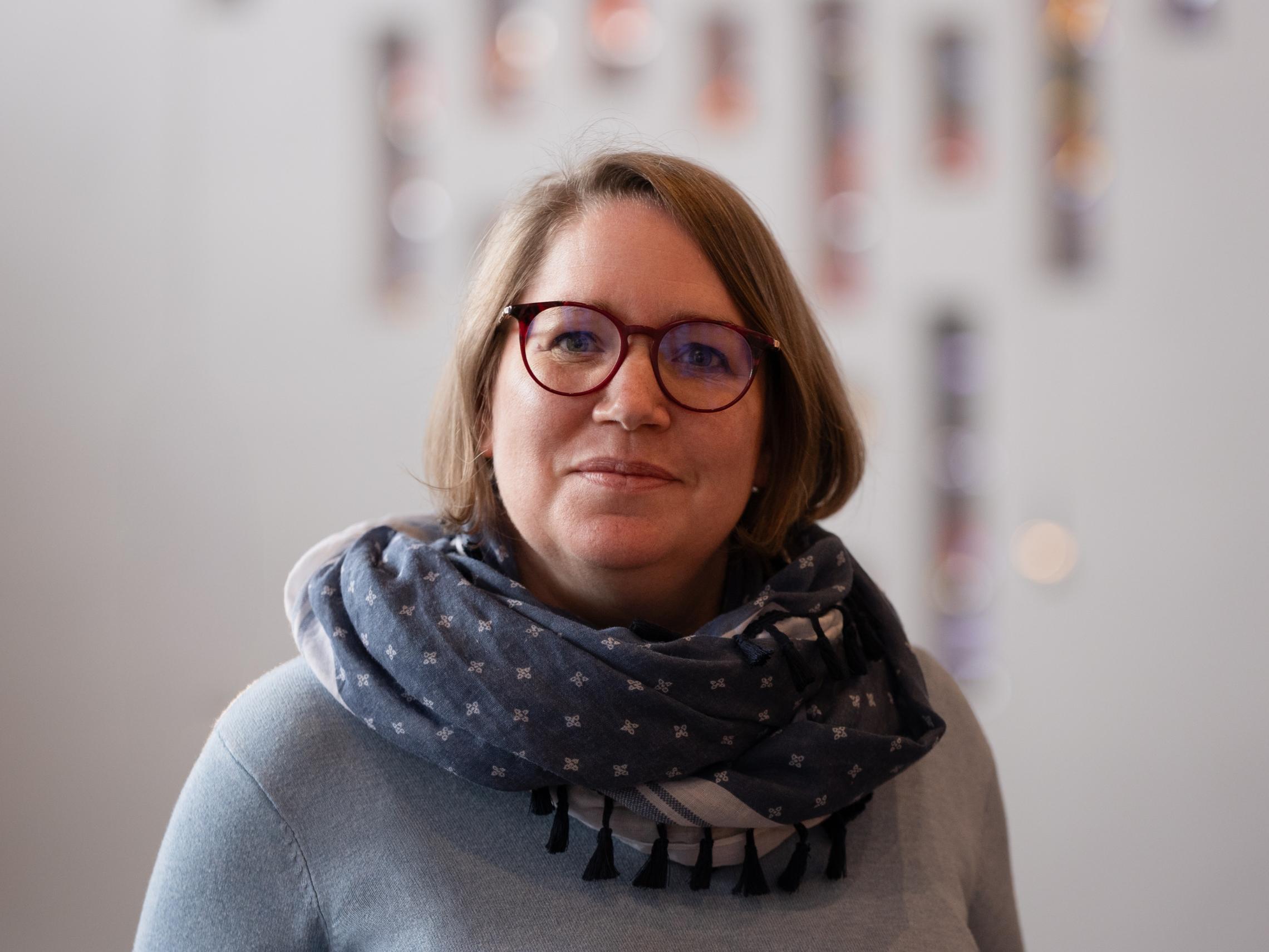 Bild von Pfarrsekretärin Clarissa Hahn (c) Julia Krüger Bild von Pfarrsekretärin Clarissa Hahn