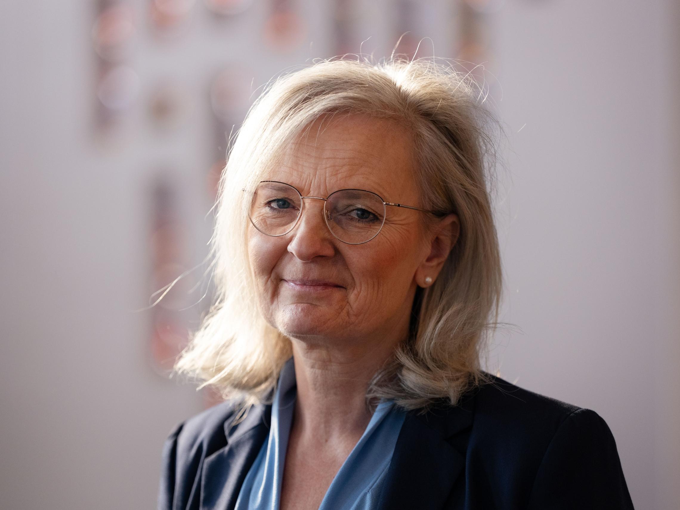 Bild von der Pfarrsekretärin Doris Wipperfürth (c) Julia Krüger Bild von der Pfarrsekretärin Doris Wipperfürth